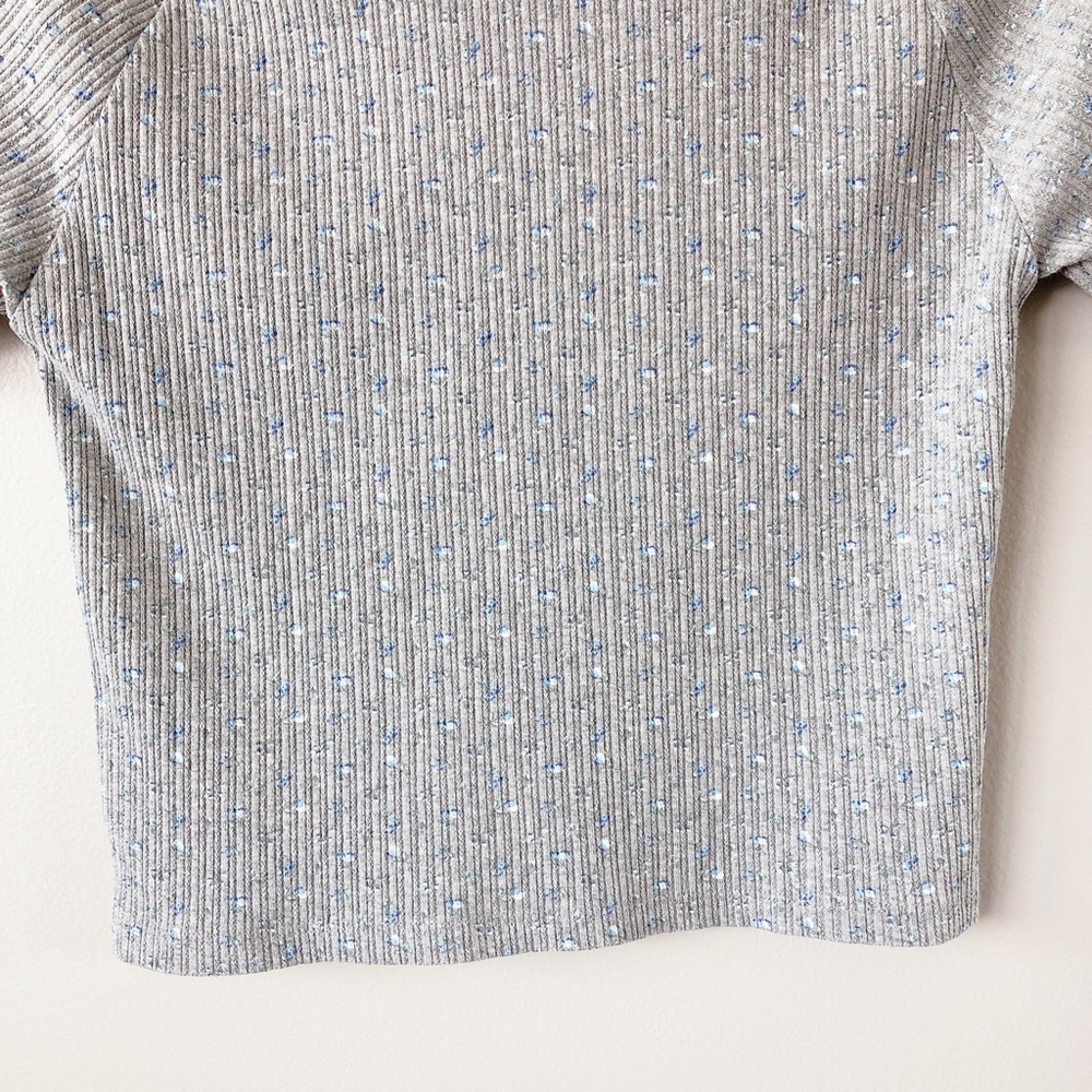American Eagle ribbed tee grey tshirt AE women’s large floral shirt top - Picture 13 of 16
